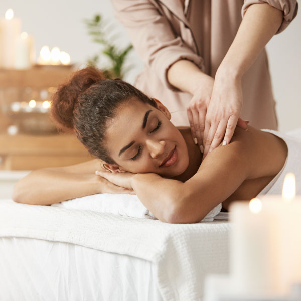 Innove Spa - Massagem Terapêutica